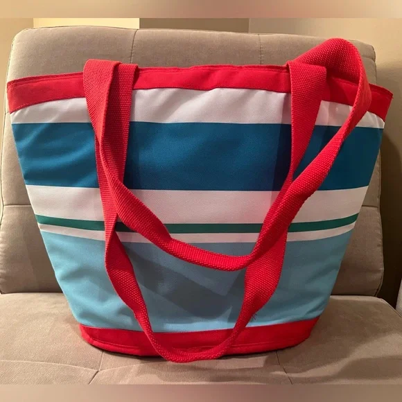 Disney Mickey Mouse Insulated Tote Bag with Zipper Top - Picture 2 of 8